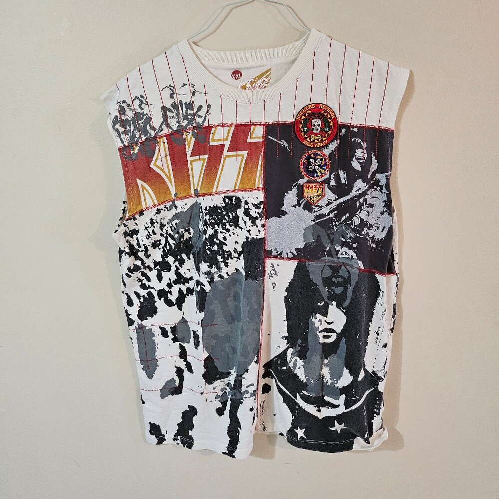 RFNG SPUN  KISS Sleeveless Tee Shirt with Badges - Size XXL